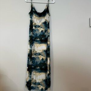 Fashion‎ Nova dress in an extra large. Blue green tan and cream modern design.